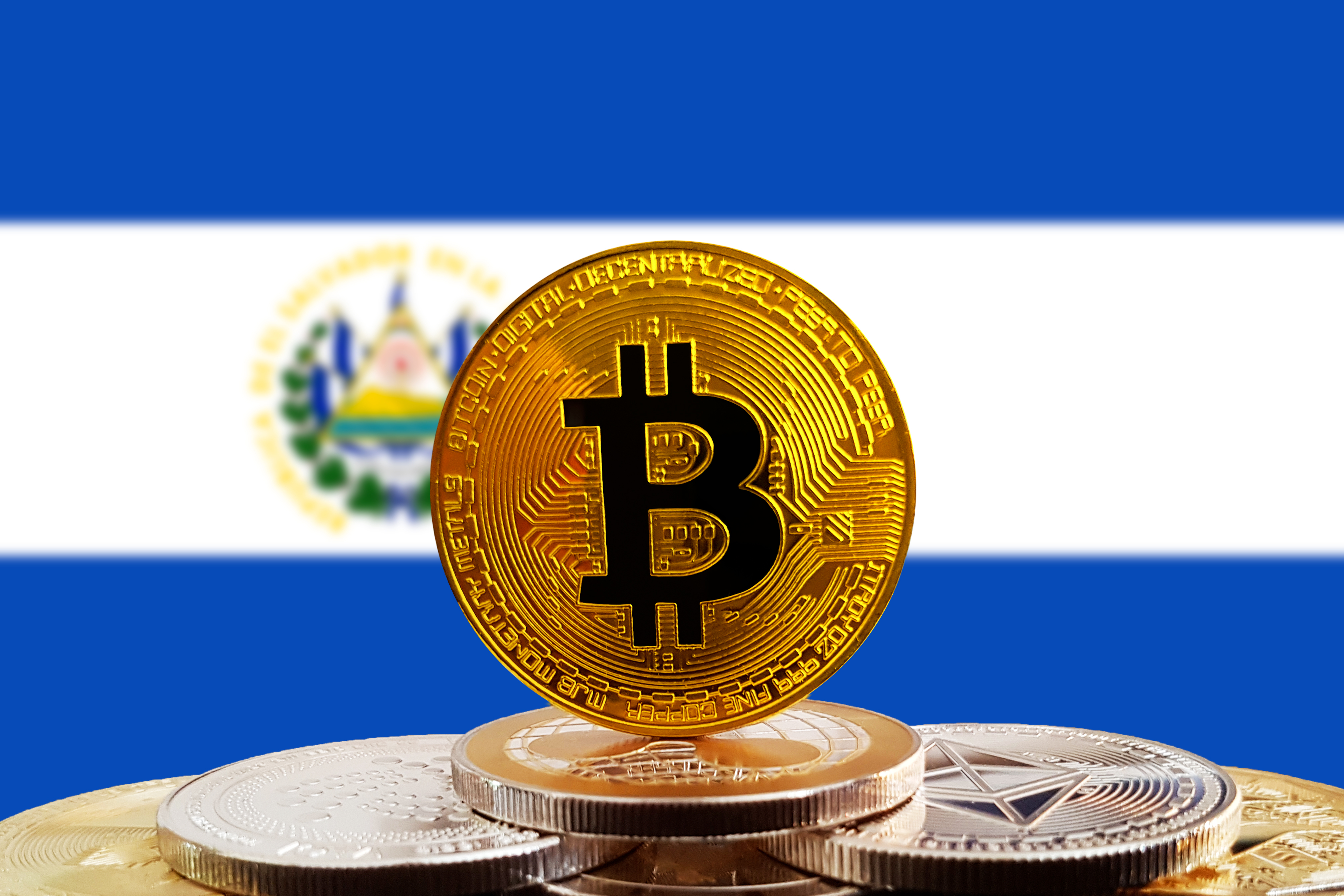 биткоин стал официальной валютой сальвадора